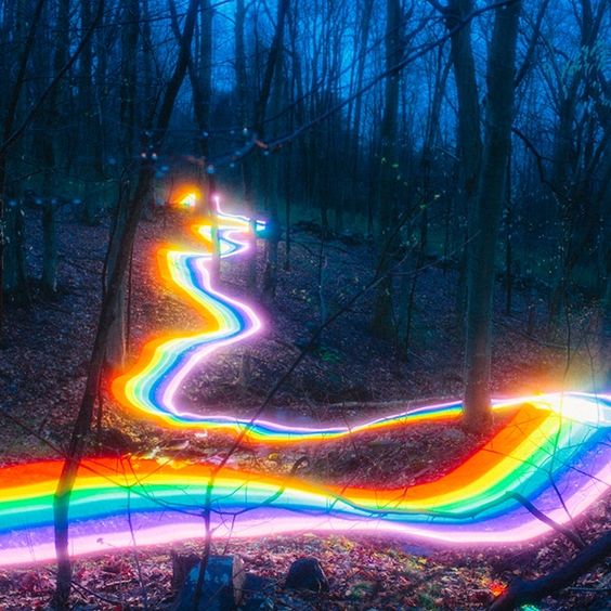 A propos PRIDE: Die Regenbogen-Farben schlagen nicht nur auf der Strasse Wellen